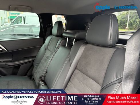 Used 2022 Mitsubishi Outlander SE AWD/4WD image 5