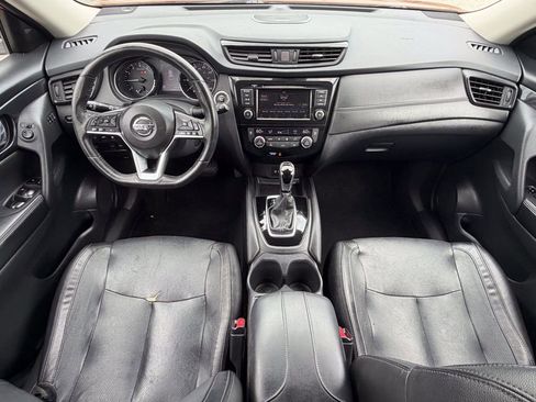 Used 2018 Nissan Rogue SL w/ Premium Package FWD image 13