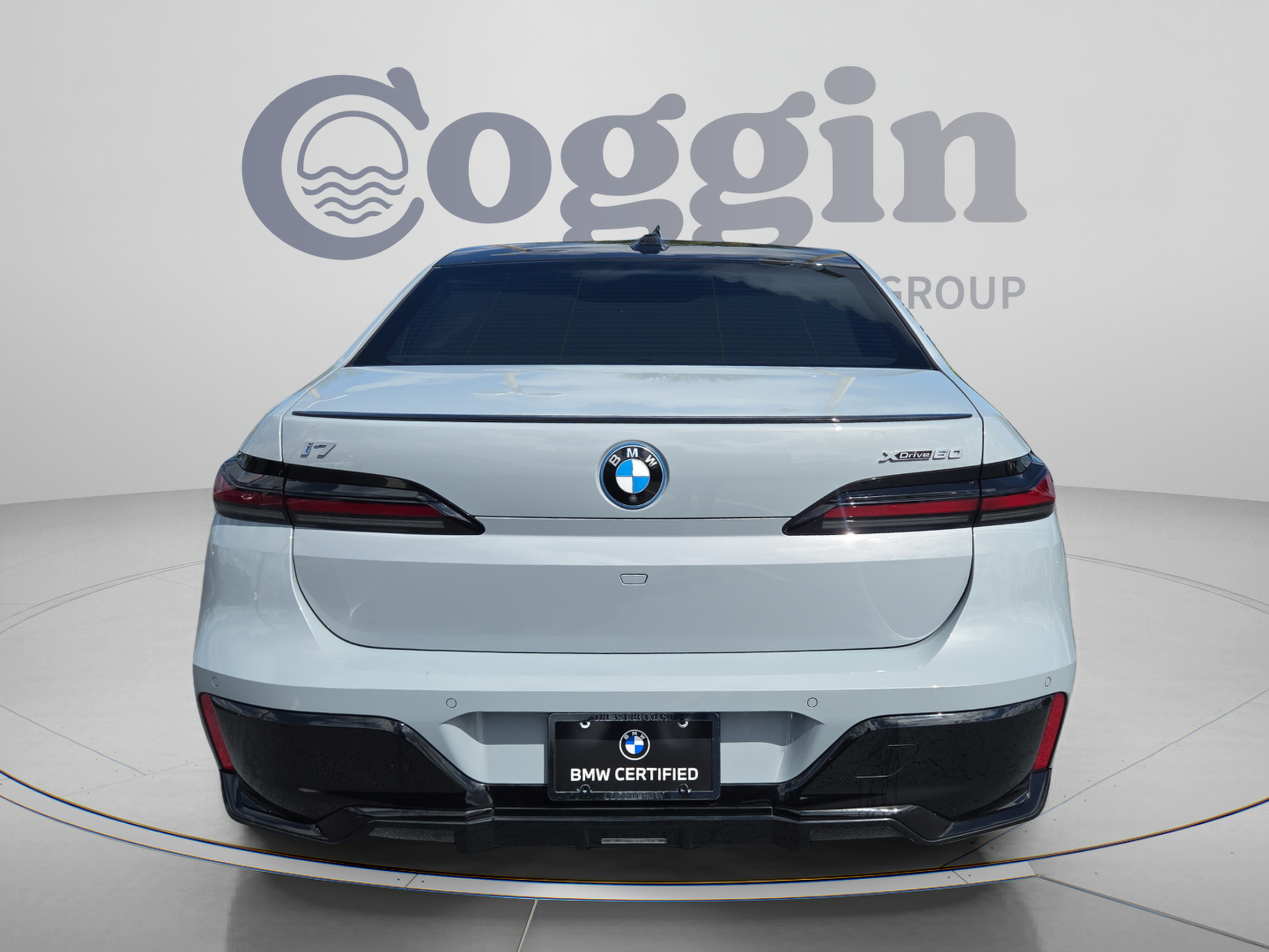 Certified 2023 BMW i7 xDrive60 AWD/4WD image 4