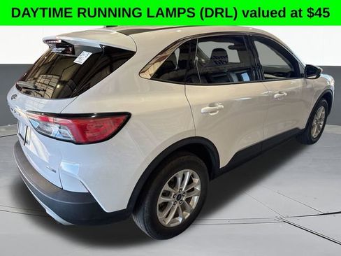 Used 2020 Ford Escape SE image 4