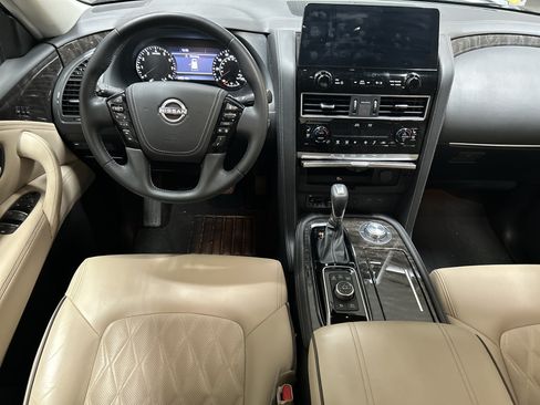 Used 2024 Nissan Armada Platinum w/ Captain's Chairs Package AWD/4WD image 8