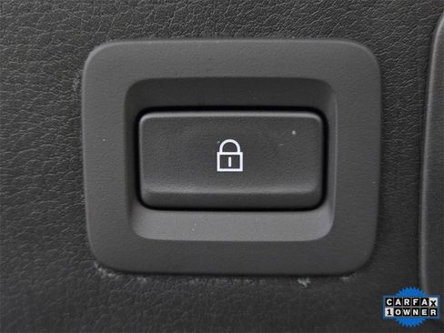 Used 2025 MAZDA CX-30 AWD 2.5 S w/ Preferred Package image 11