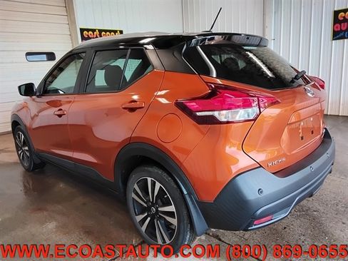 Used 2020 Nissan Kicks SV image 6