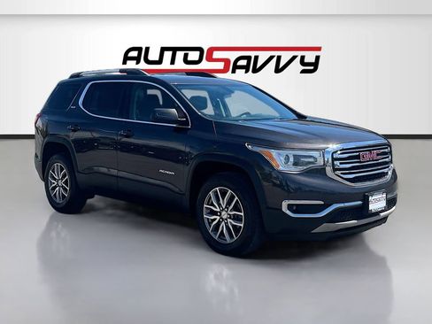 Used 2017 GMC Acadia SLE AWD/4WD image 1
