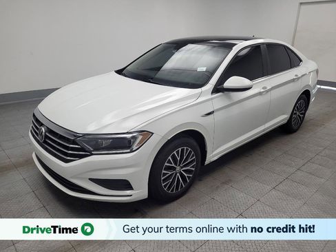 Used 2019 Volkswagen Jetta SEL w/ Cold Weather Package FWD image 1