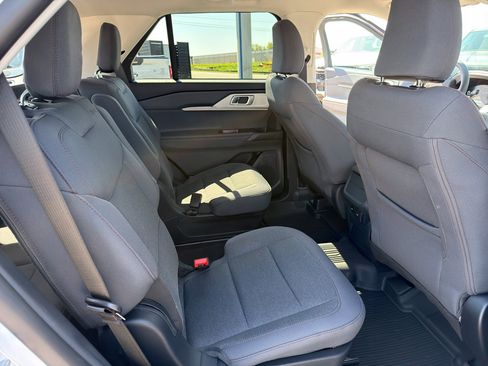 New 2026 Ford Explorer Active AWD/4WD image 13