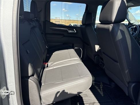 Certified 2023 GMC Sierra 1500 SLT image 26