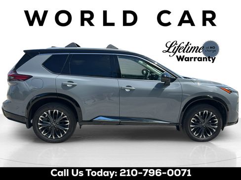 Used 2026 Nissan Rogue Platinum w/ Platinum Premium Package AWD/4WD image 4