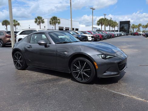Used 2024 MAZDA MX-5 Miata RF Grand Touring w/ Weather Package RWD image 2