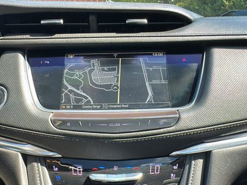 Used 2018 Cadillac XT5 Premium Luxury image 20