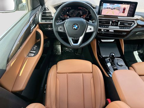 Used 2025 BMW X4 xDrive30i image 23