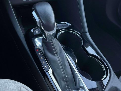 Used 2024 Buick Encore GX Preferred AWD/4WD image 24