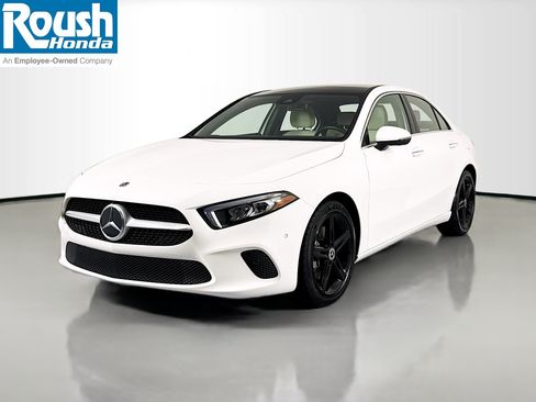 Used 2022 Mercedes-Benz A 220 4MATIC image 1