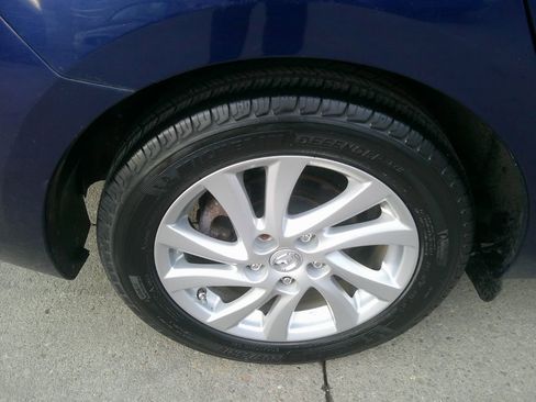 Used 2012 MAZDA MAZDA3 i Touring image 16