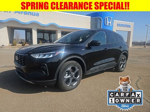 Used 2025 Ford Escape ST-Line AWD/4WD image 1