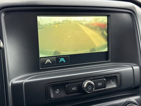 Used 2018 Chevrolet Silverado 2500 W/T image 19