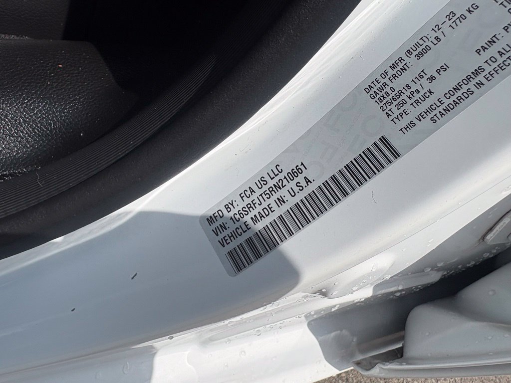 Used 2024 RAM 1500 Laramie AWD/4WD image 31