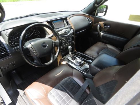 Used 2020 Nissan Armada Platinum w/ Platinum Reserve Package AWD/4WD image 11
