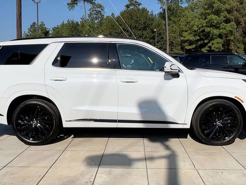 Used 2025 Hyundai Palisade Calligraphy image 18