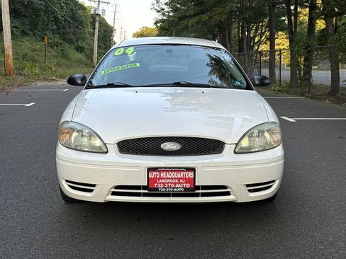 Used 2004 Ford Taurus SES FWD image 2