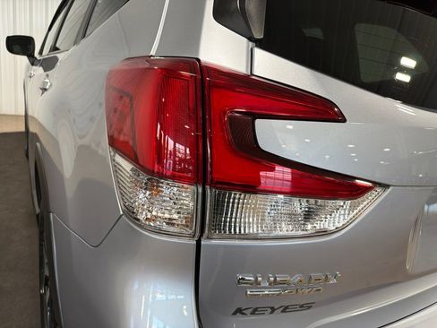 Used 2021 Subaru Forester Premium AWD/4WD image 15