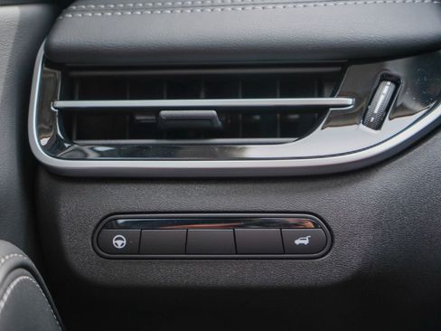 New 2026 INFINITI QX60 Luxe w/ Family Package image 18