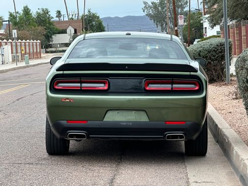 Used 2021 Dodge Challenger SXT w/ Blacktop Package RWD image 5
