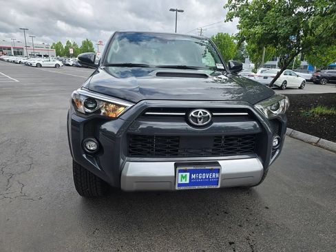 Used 2024 Toyota 4Runner TRD Off-Road Premium w/ Moonroof Package AWD/4WD image 9