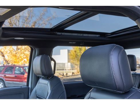 Used 2022 Ford F150 Raptor w/ Equipment Group 801A High image 18