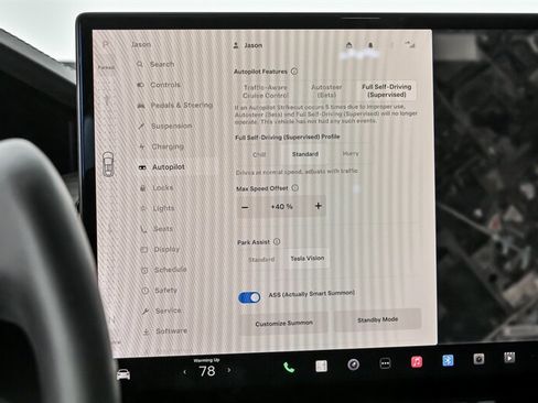 Used 2023 Tesla Model X image 31