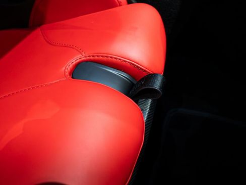 Used 2023 Aston Martin V12 Vantage RWD image 23