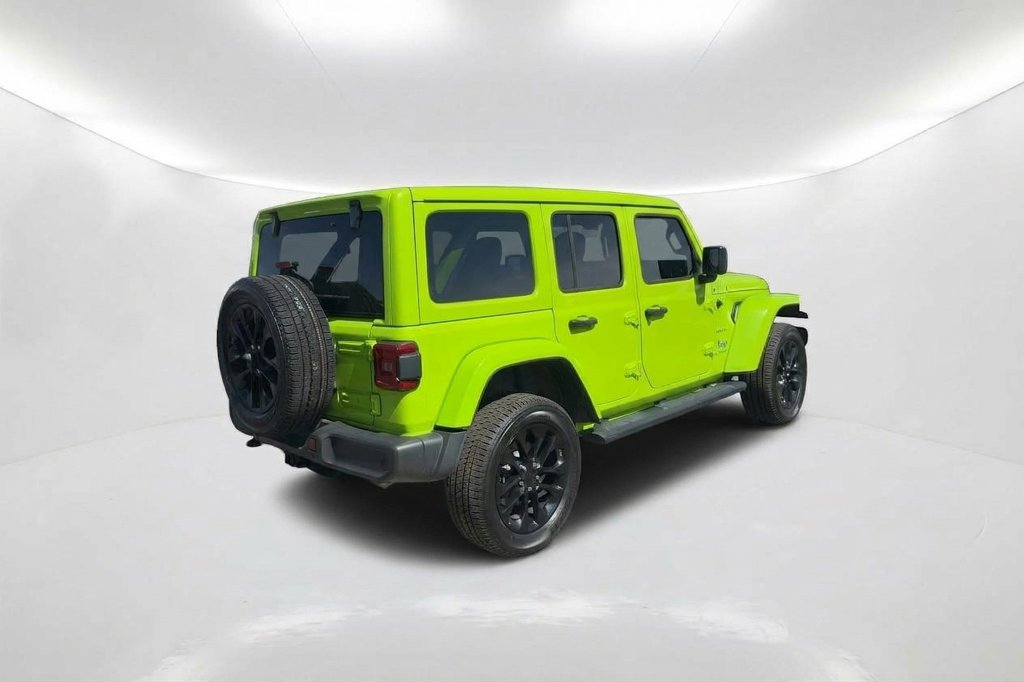 Used 2021 Jeep Wrangler Unlimited Sahara w/ Safety Group AWD/4WD image 6