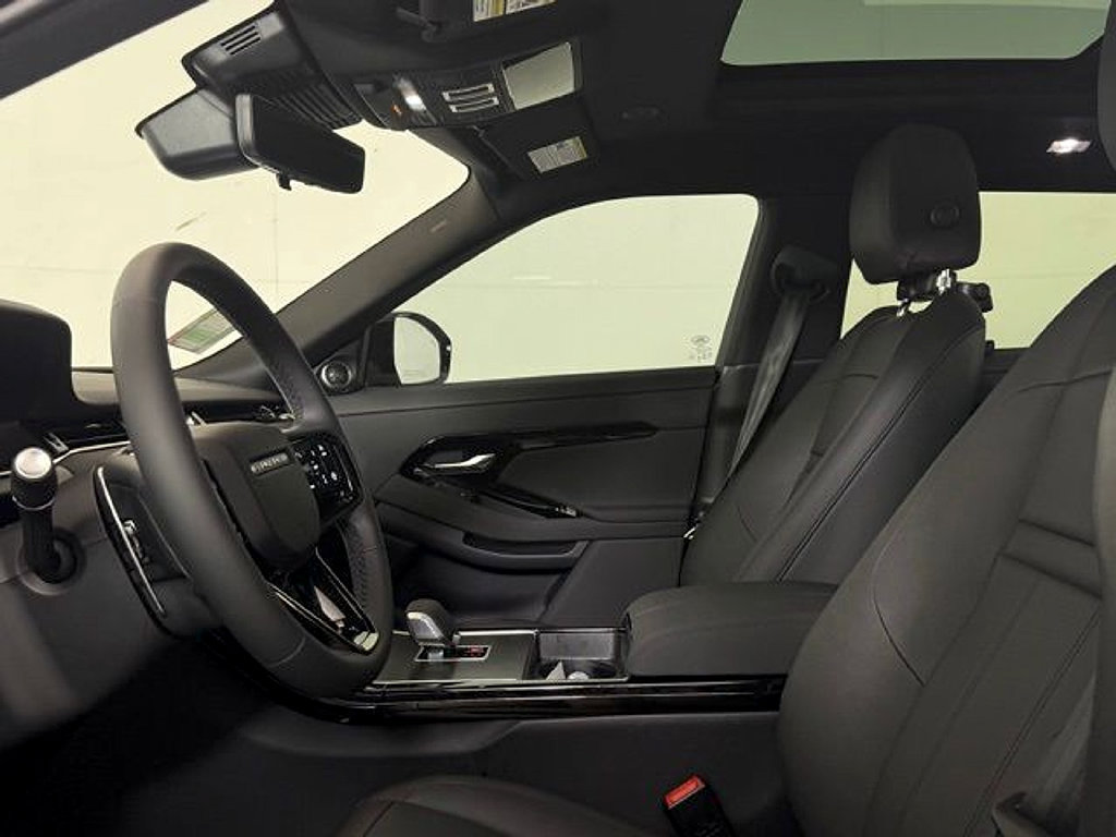 New 2026 Land Rover Range Rover Evoque S AWD/4WD image 4