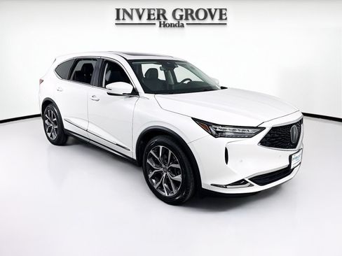 Used 2022 Acura MDX SH-AWD w/ Technology Package image 3