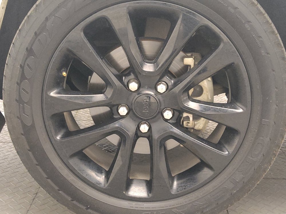 Used 2020 Jeep Grand Cherokee Altitude RWD image 31