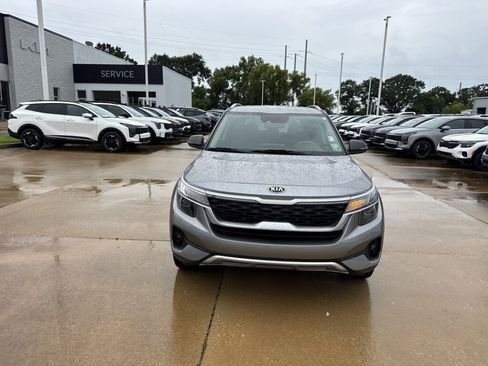 Certified 2021 Kia Seltos S FWD image 6
