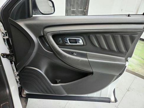 Used 2018 Ford Taurus Police Interceptor AWD image 25