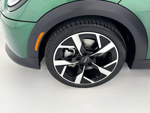 Certified 2025 MINI Cooper S FWD image 29