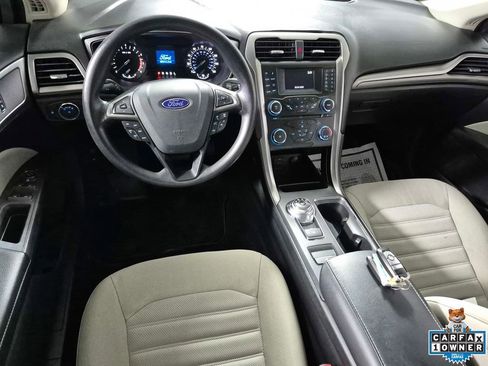Used 2017 Ford Fusion S image 10
