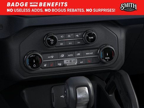 New 2025 Ford Bronco Raptor image 17