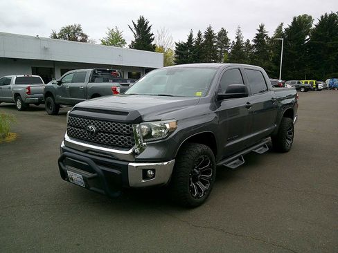 Used 2020 Toyota Tundra SR5 w/ SR5 Upgrade Package RWD image 1
