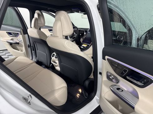 New 2026 Mercedes-Benz GLC 300 4MATIC image 13