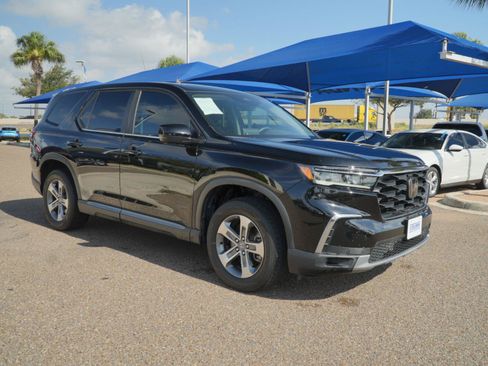 Used 2023 Honda Pilot EX-L image 3