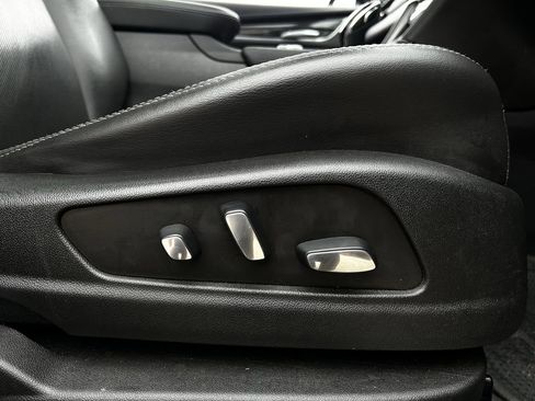 Used 2021 Cadillac XT5 Premium Luxury FWD image 33