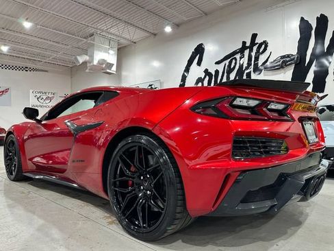 Used 2024 Chevrolet Corvette Z06 RWD image 4