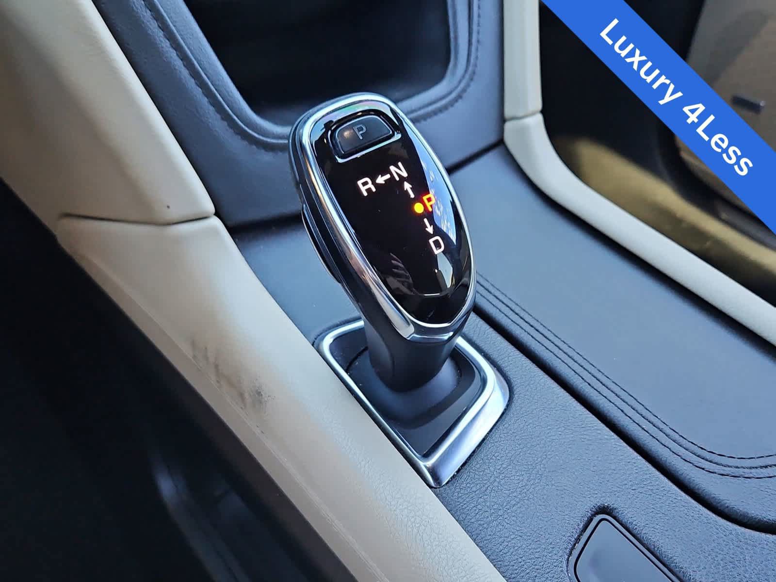Used 2018 Cadillac XT5 FWD image 21
