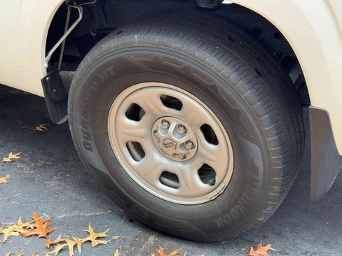 Used 2022 Nissan Frontier S w/ Technology Package image 5