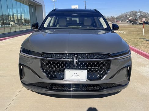 Used 2024 Lincoln Nautilus Black Label w/ Jet Appearance Package (87T) image 5