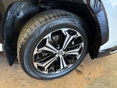 Used 2021 Toyota RAV4 XSE image 13