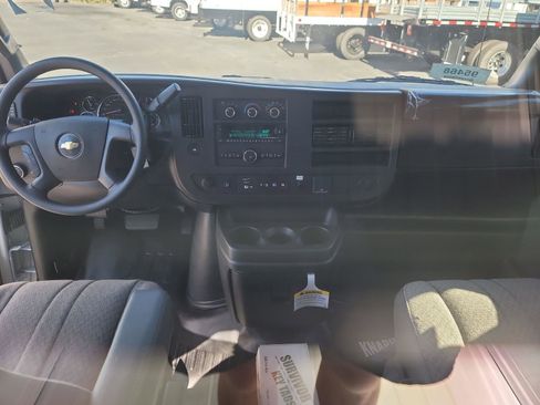 New 2025 Chevrolet Express 3500 w/ Power Convenience Package image 18